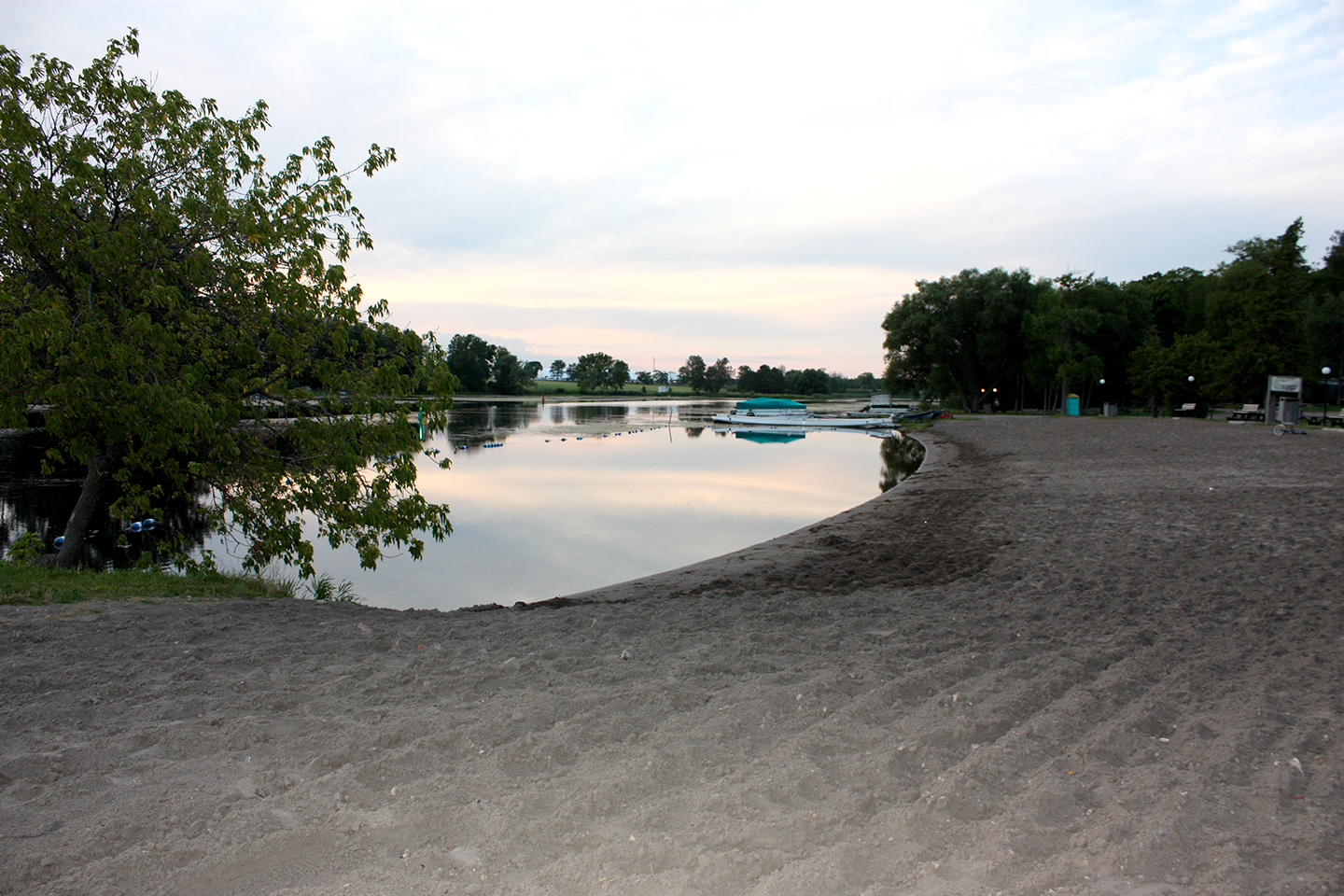 Riverwood Park - Photo 3